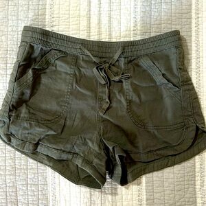 Unionbay pull on shorts